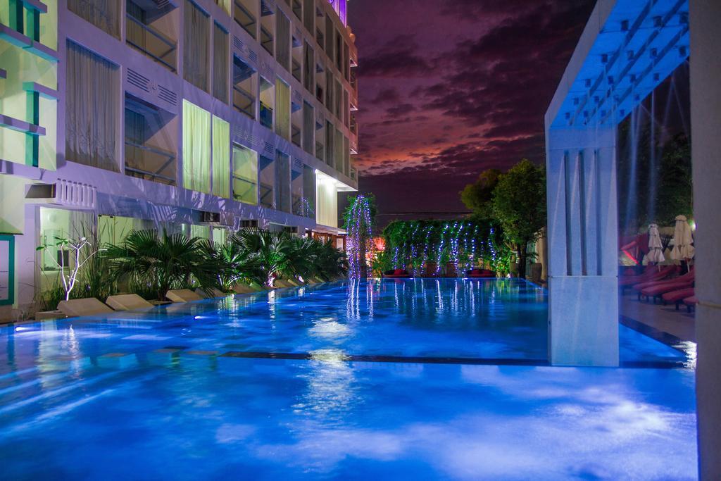 Oc Hotel Сиханоуквил Екстериор снимка