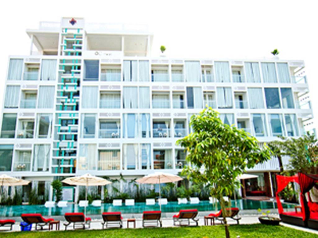 Oc Hotel Сиханоуквил Екстериор снимка